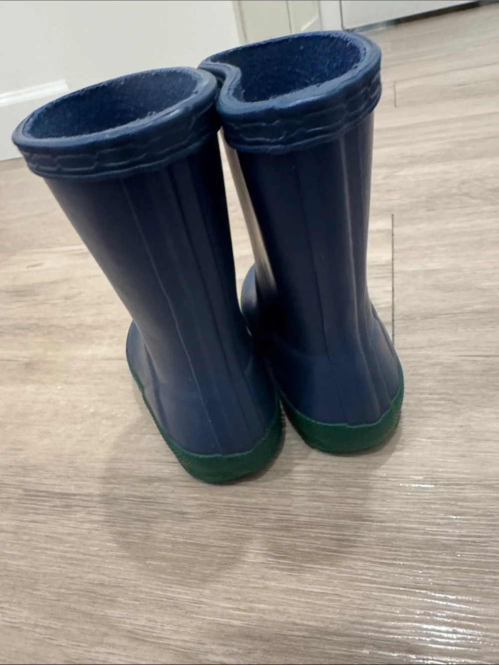 Hunter Kids Navy Blue Rain Boots with Green Soles